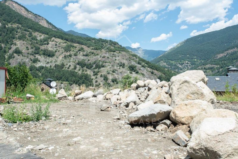 Terreny en venda a Ordino, 700 metres
